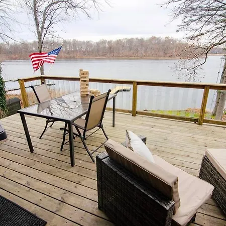 The Cottage On Heiner Hill Cassopolis Exterior photo